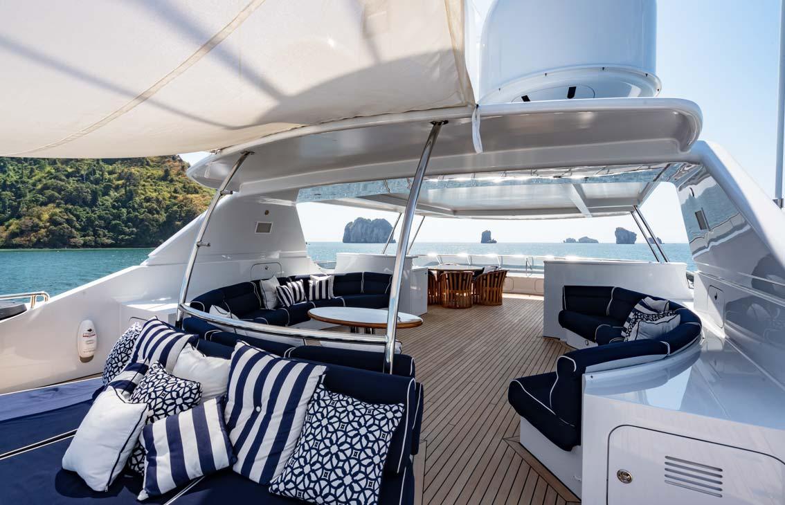 Heesen 129ft (Lady Azul)