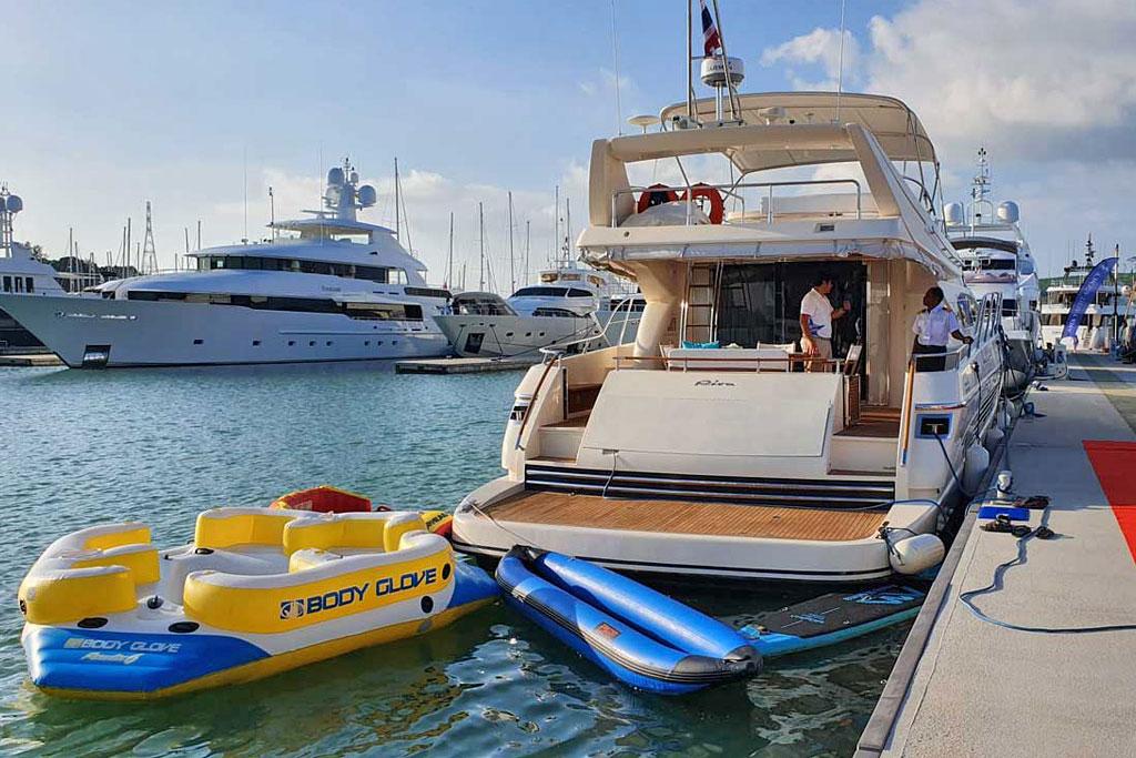 Riva 70ft